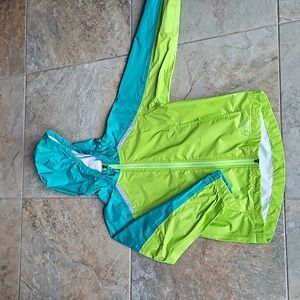LL Bean Girls Raincoat Size M (5-6).  EUC